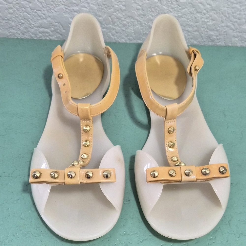 ​Stuart Weitzman Studded Bow Jelly Thong Sandals Beige 37